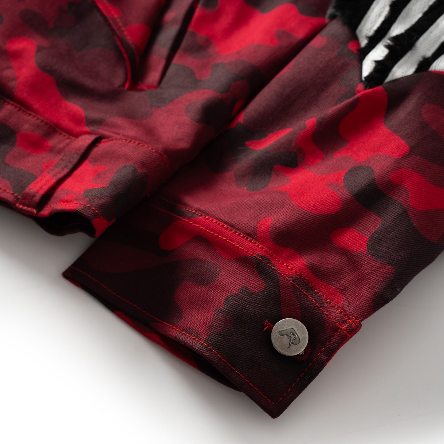 STAR CAMO JACKET - RED