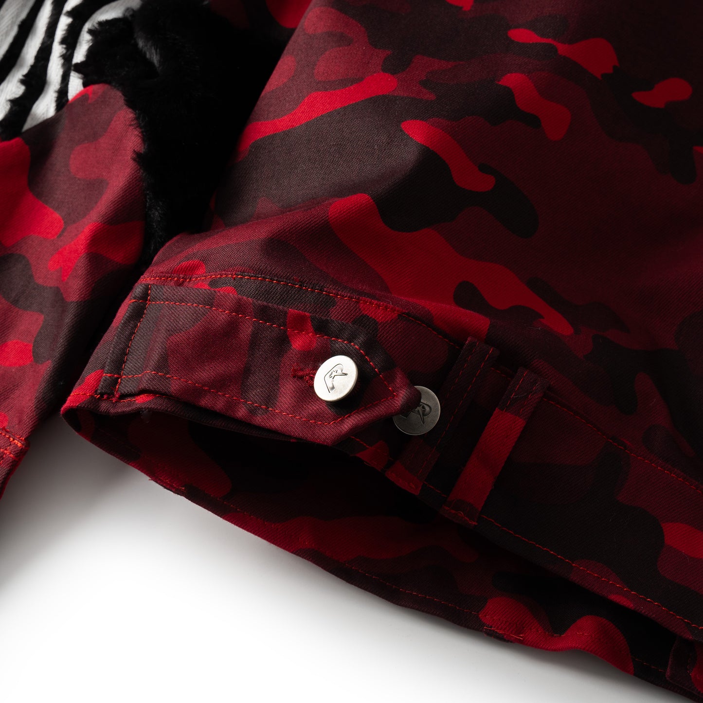 STAR CAMO JACKET - RED