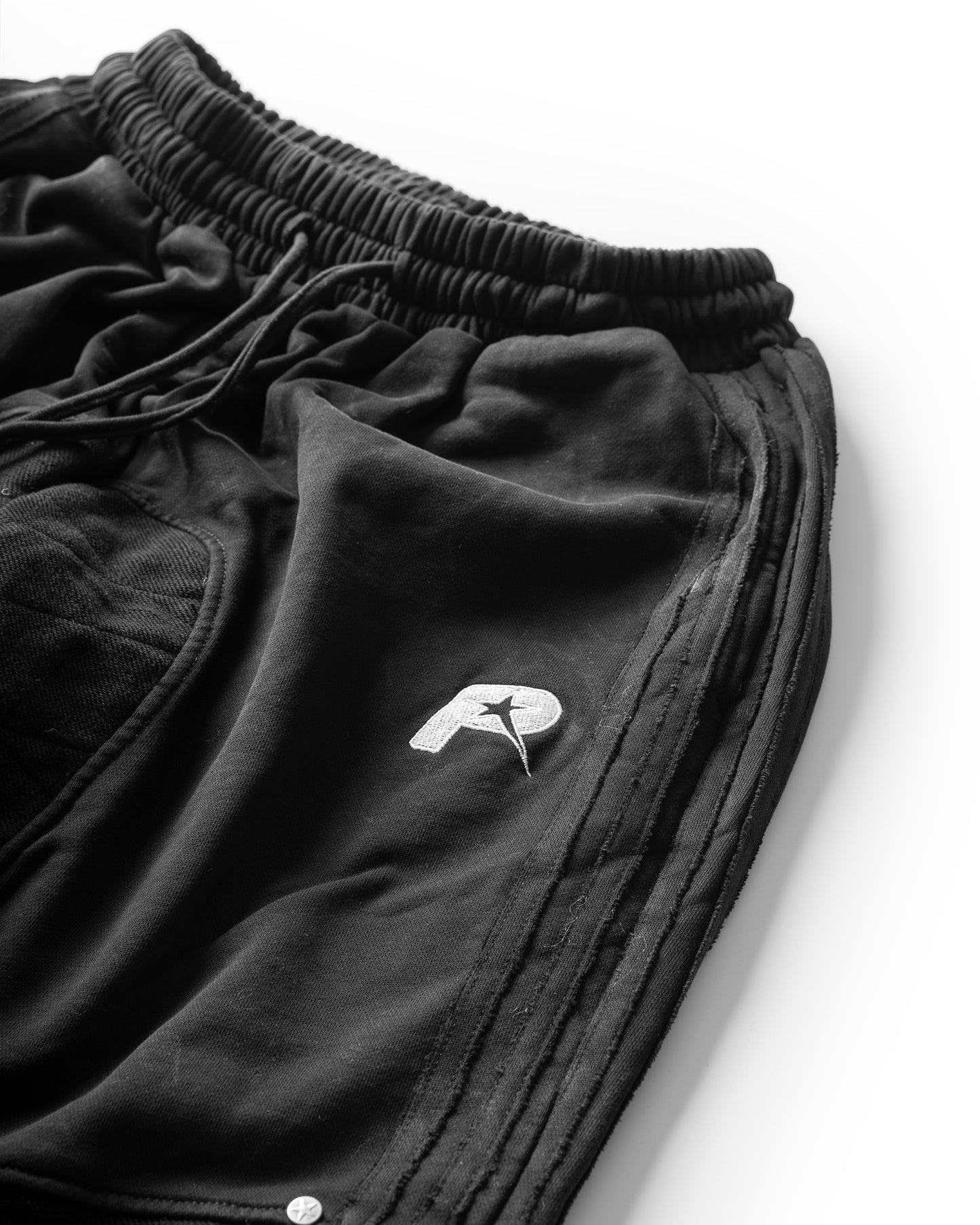 RAW SWEATPANTS - PHON CHAY