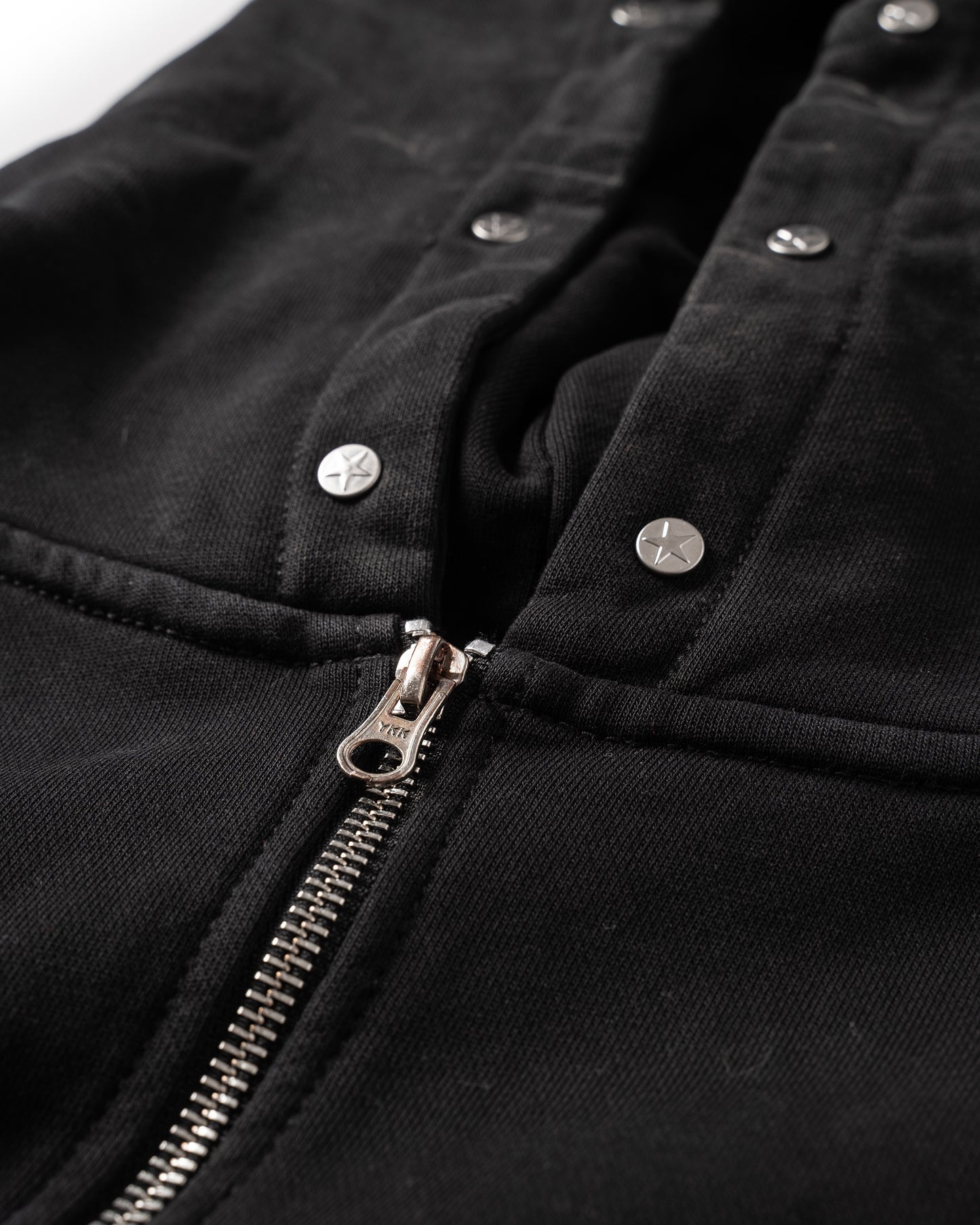 RAW ZIP HOODIE