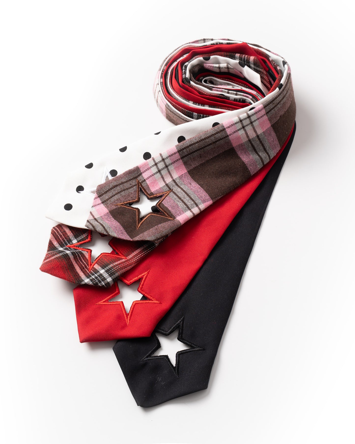 STAR TIE